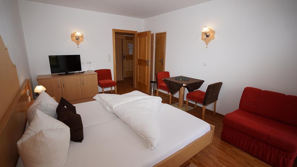 Appartements Rosa Mayrhofen Szoba fotó